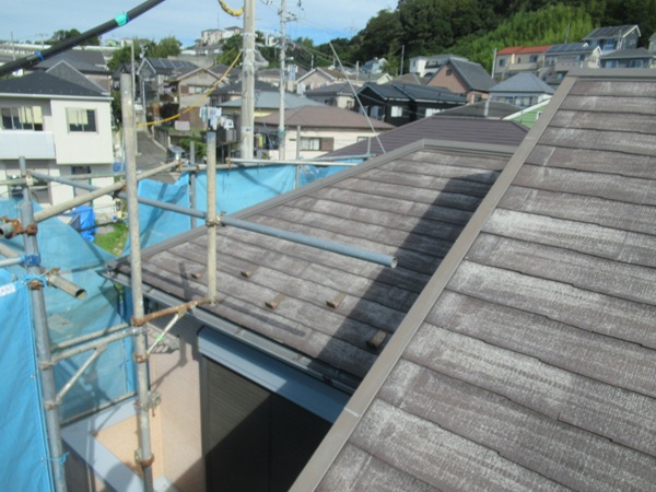 神奈川県三浦市|屋根塗装・外壁塗装施工中①着工!足場仮設 (3)