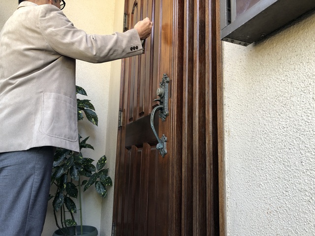 屋根工事で悪質なリフォーム業者に騙されないために知っておくべきこと (1)