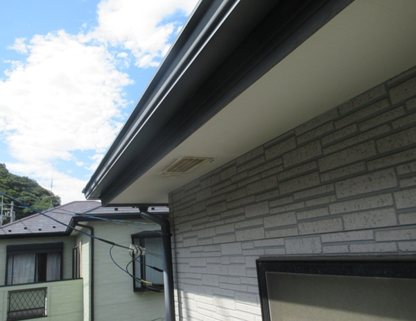 神奈川県三浦郡葉山町・現場調査⑦軒天、雨樋、鼻隠しの劣化症状 (3)