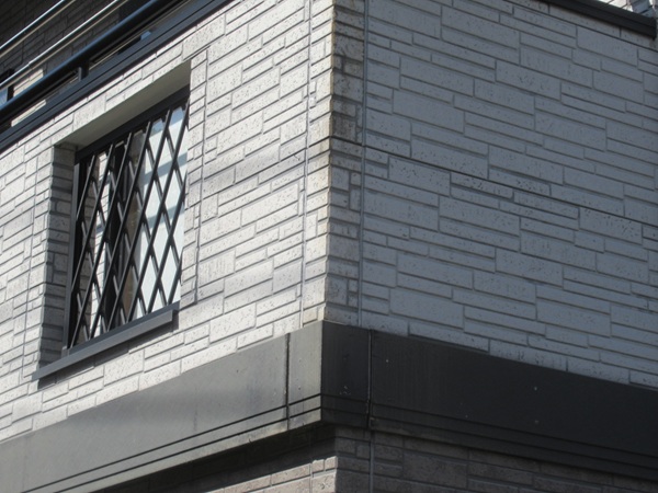 神奈川県三浦郡葉山町・現場調査⑤外壁の汚れ (1)