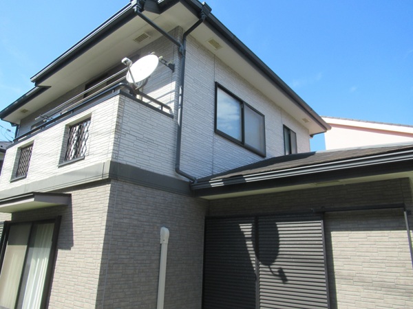 神奈川県三浦郡葉山町・現場調査①屋根塗装・外壁塗装のご相談をいただきました (4)