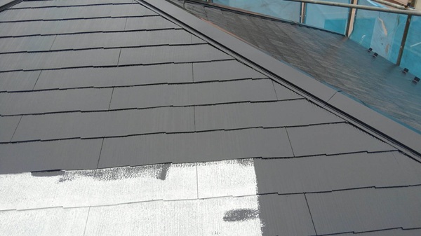 神奈川県三浦郡葉山町｜屋根塗装・外壁塗装⑤屋根下塗り→中塗り→縁切り (2)