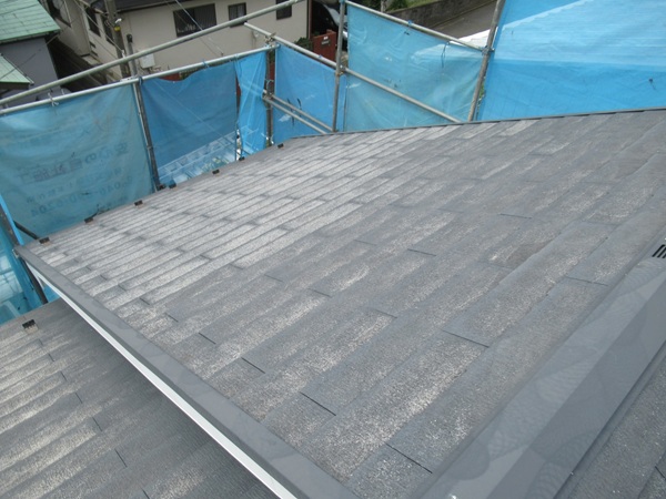 神奈川県鎌倉市|外壁塗装・屋根塗装①安全性を確保する足場仮設~高圧洗浄 (2)