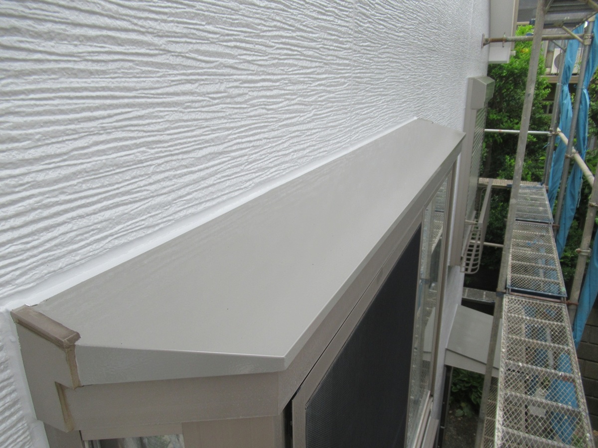 神奈川県鎌倉市|外壁塗装・屋根塗装⑩水切り、庇、ベランダトップコート塗り替え (2)