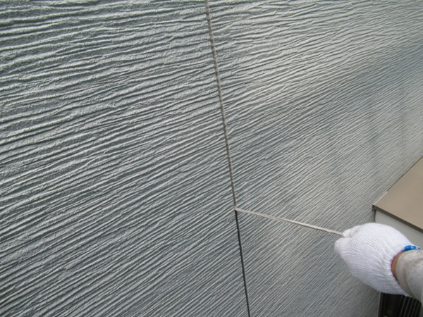 神奈川県鎌倉市|外壁塗装・屋根塗装②建物の隙間を埋めるシーリング打ち替え工事 (3)