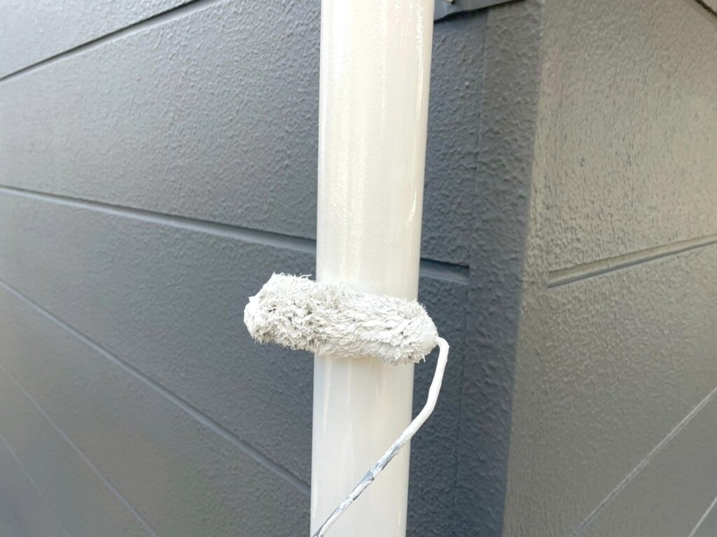 雨樋塗装で住まいが変わる!塗装で美観向上、清掃で詰まり防止 (3)