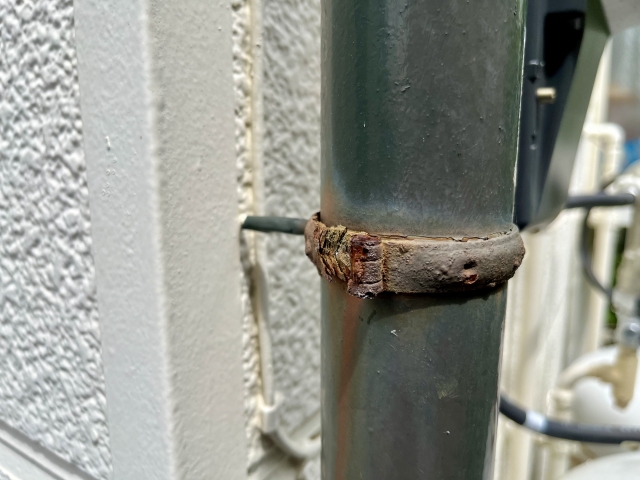 雨樋塗装を行うタイミング