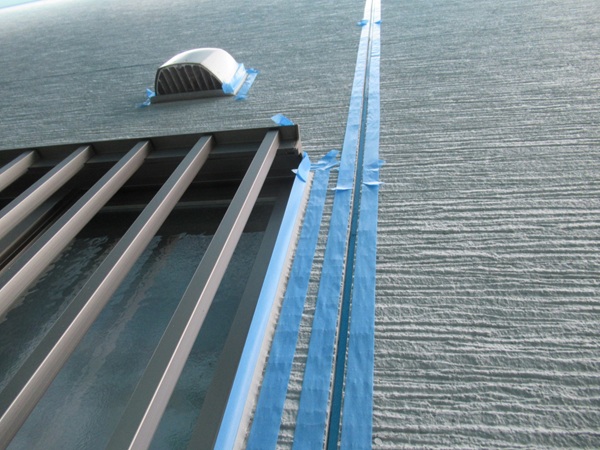 神奈川県鎌倉市|外壁塗装・屋根塗装②建物の隙間を埋めるシーリング打ち替え工事 (1)