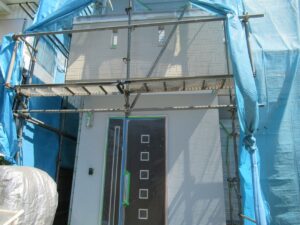 神奈川県鎌倉市|外壁塗装・屋根塗装⑧淡い色のツートンカラーでオシャレな外観に! (1)