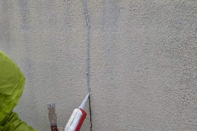 ブロック塀の劣化症状とメンテナンス方法!放置すると倒壊リスクも (2)