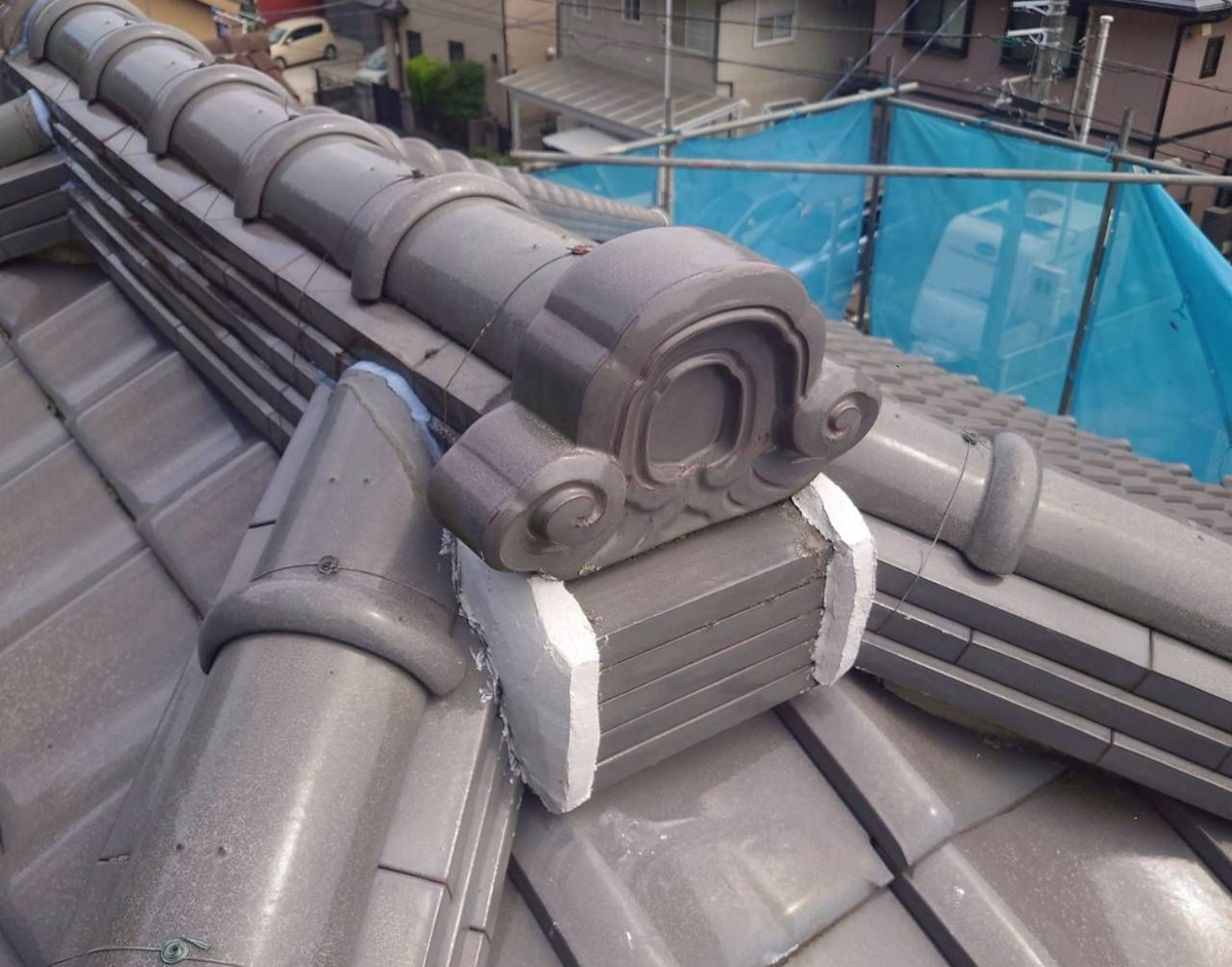 横須賀市外壁塗装・漆喰工事②劣化した漆喰の詰め直し工事を行いました (7)